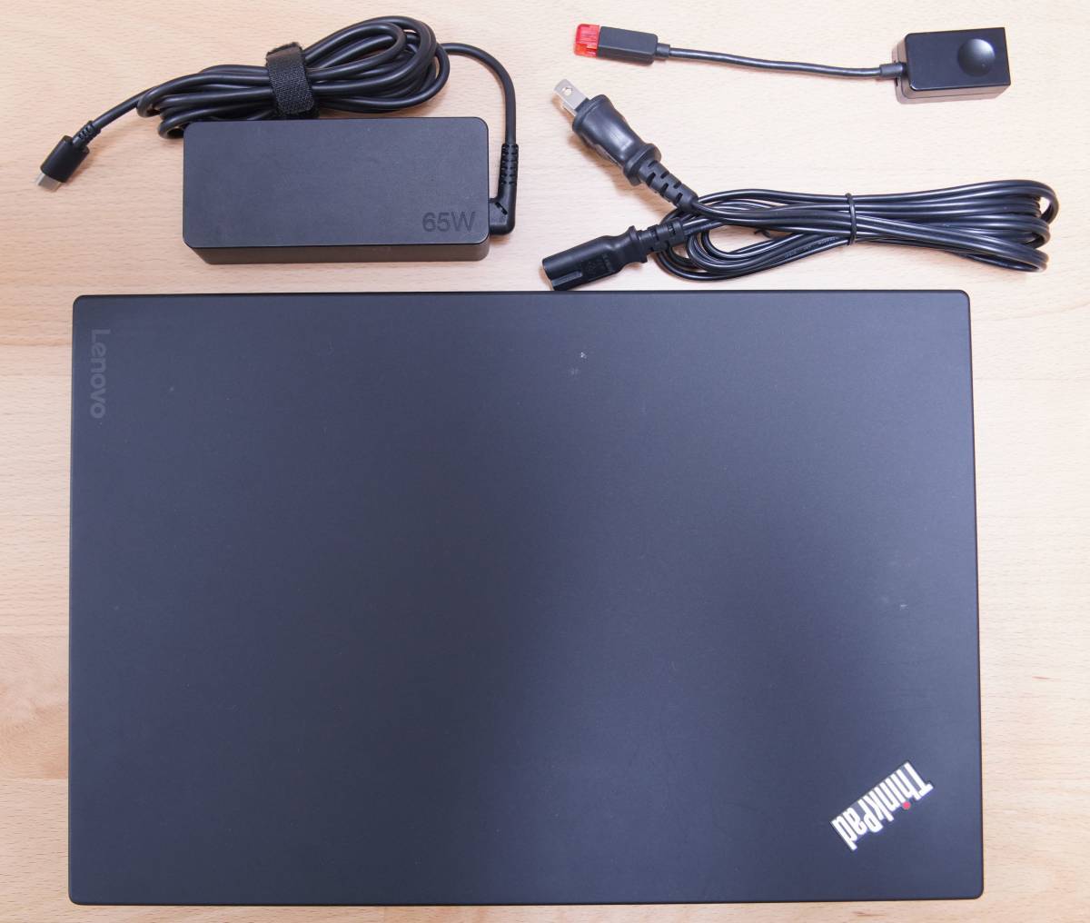 ThinkPad X1 Carbon 5th Gen / Core i7-7600U / メモリ16GB / NVMe SSD 