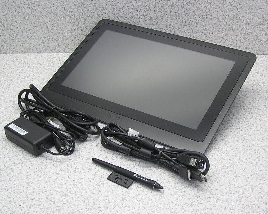 □WACOM/ワコム 15.6型液晶ペンタブレット Wacom Cintiq DTK1660K0D