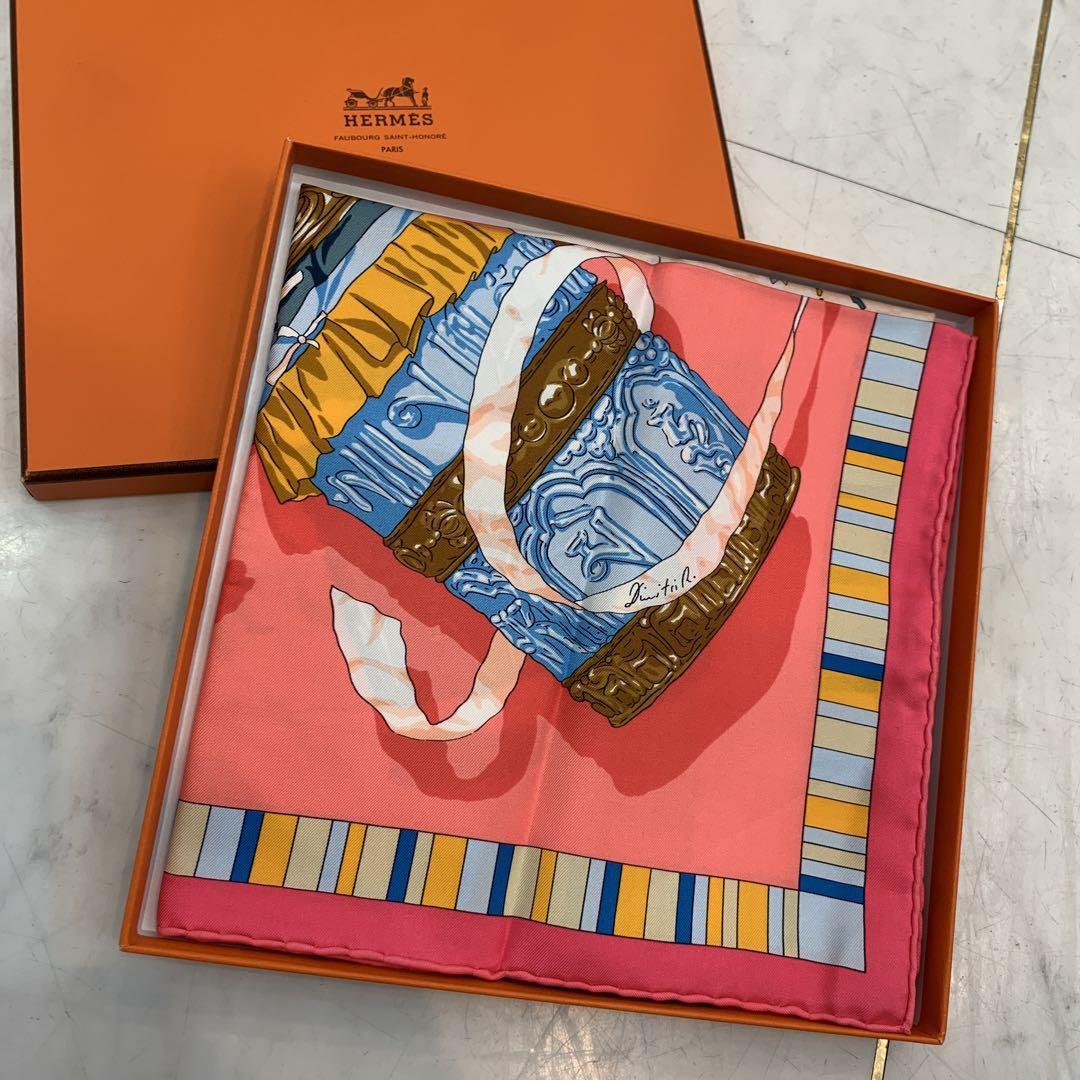 未使用品 HERMES カレ90 PRIERES AU VENT 風の中の祈り|PayPayフリマ