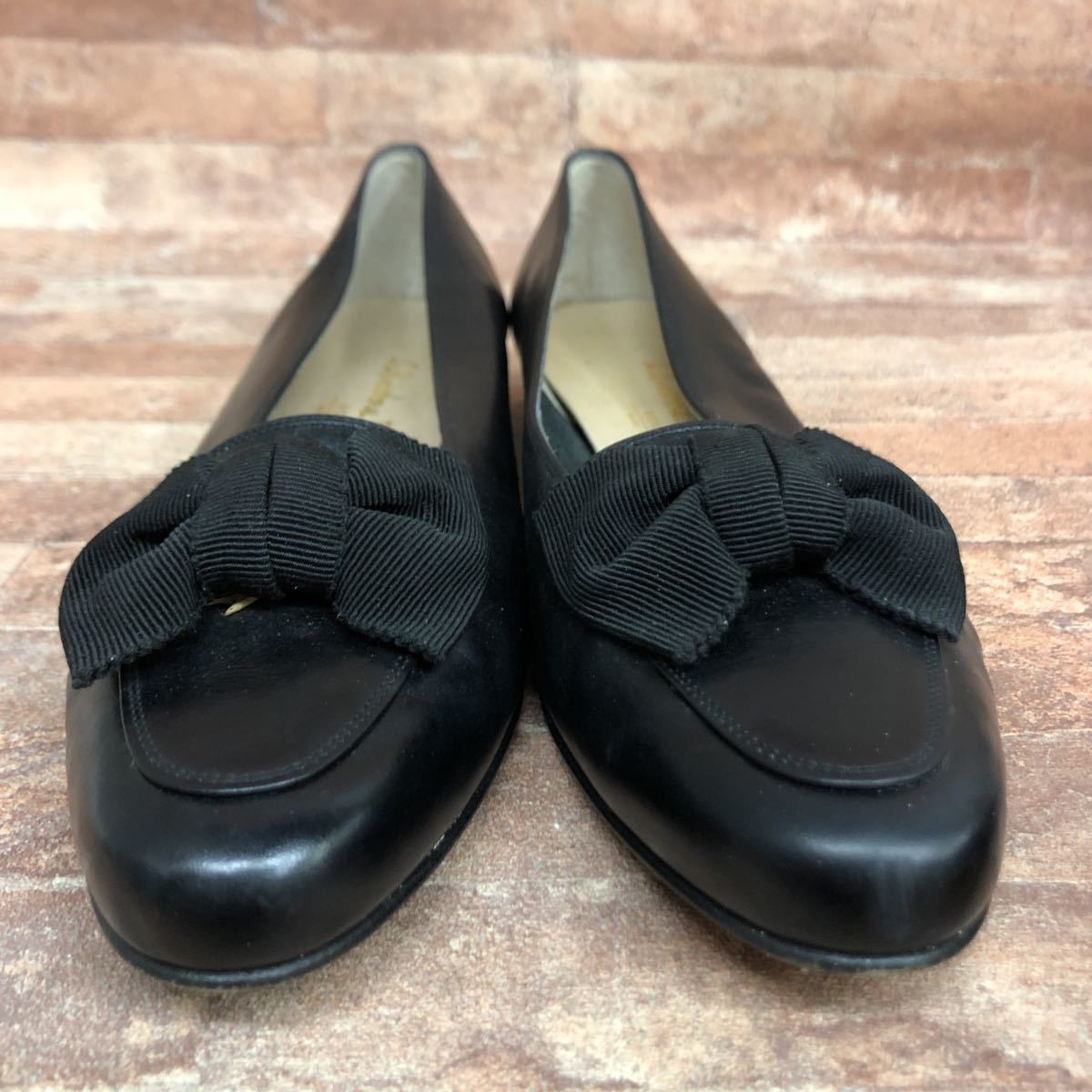A-197 Salvatore Ferragamo サルヴァトーレフェラガモ パンプス リボン