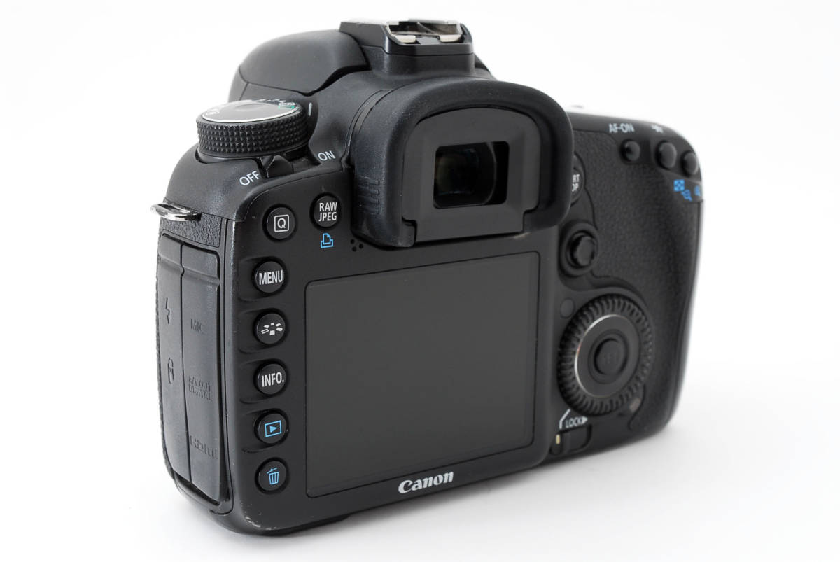 □美品□ キヤノン CANON EOS 7D ボディ ブラック デジタルカメラ