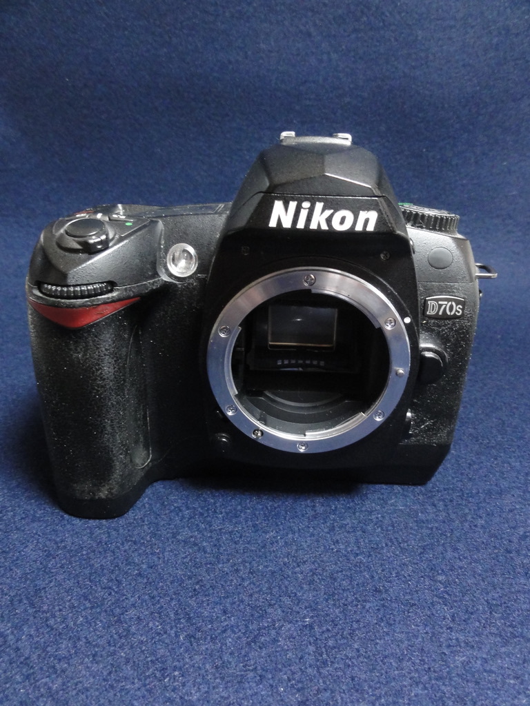 Nikon D70s レンズ無し　ジャンク品　_画像1