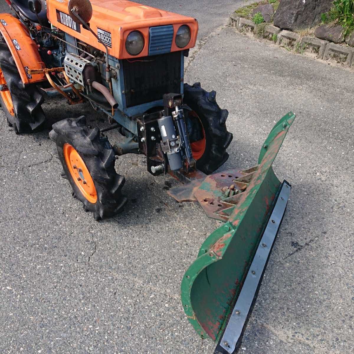 クボタトラクター ブルトラB6000改 排土板付き