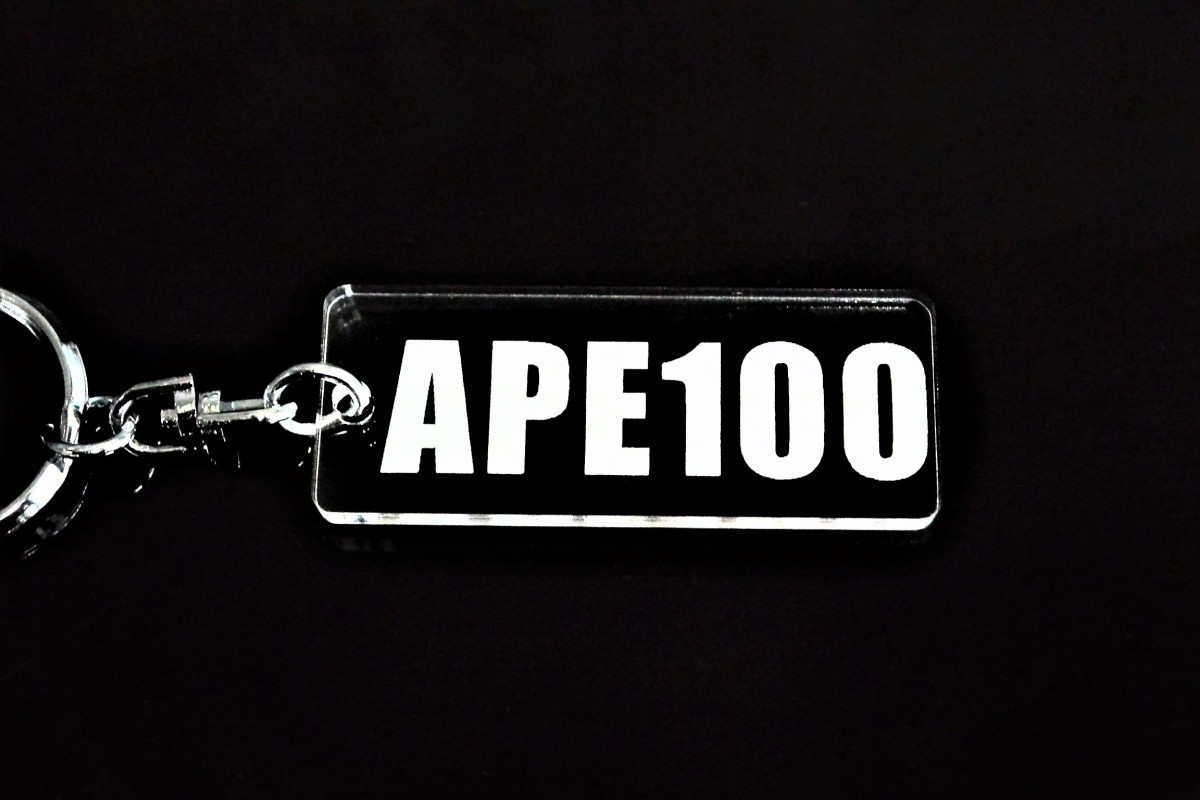 A-639 APE100 アクリル製 クリア 2重リング キーホルダー エイプ100 カスタム パーツ 外装 シート ミラー ハンドル 等のアクセサリーに_画像3