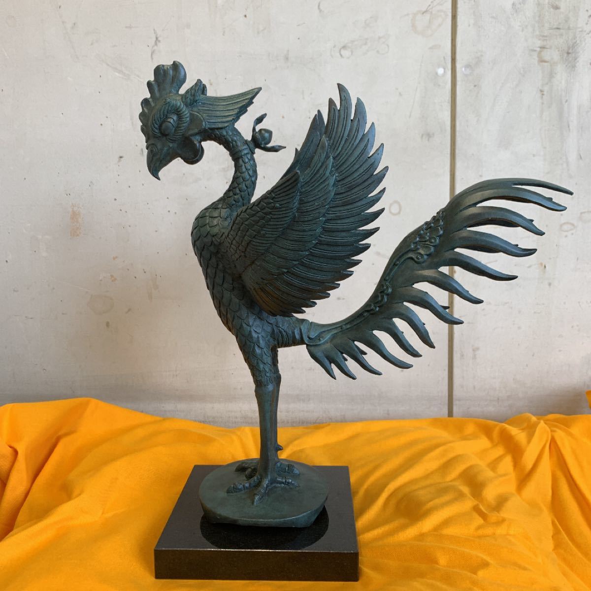 高岡銅器 日本伝統工芸品指定品 鳳凰 唐金 真鍮製 本体高さ約 高岡銅器 日本伝統工芸品指定品 鳳凰 唐金 真鍮製 本体高さ約