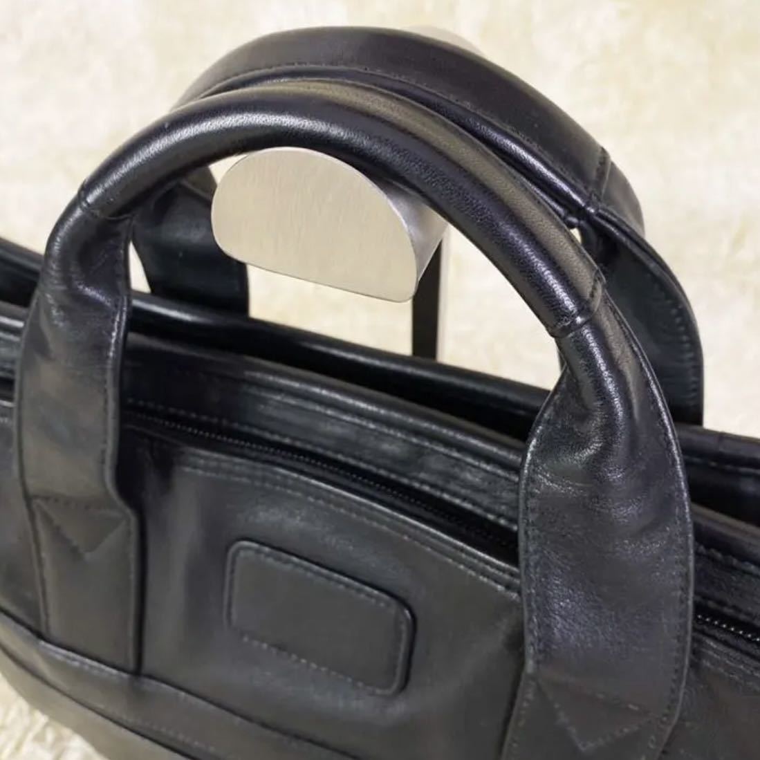 美品 TUMI トゥミ オールレザー ビジネスバッグ 鞄 カバン ブリーフケース 書類かばん A4サイズ収納可 ノートパソコン収納 907D3 定価8万