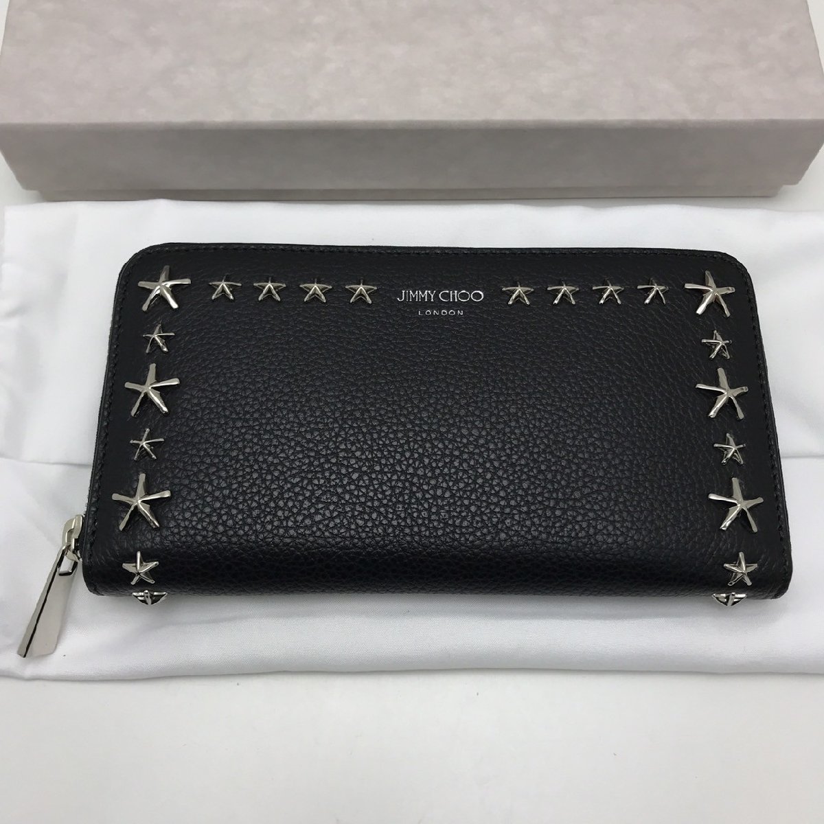 JIMMY CHOO ジミーチュウ ラウンドファスナー スタッズ 長財布