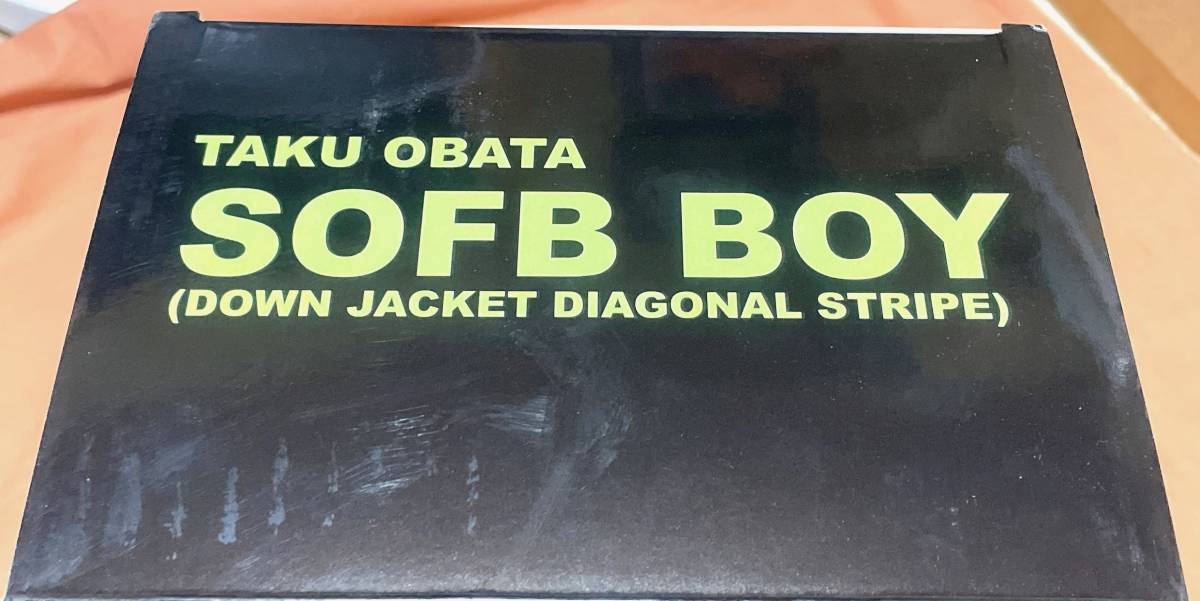Unbox Industries × TAKU OBATA SOFB BOY RAW EDITION GLOW IN THE DARK ソフビ フィギュア 小畑多丘 アンボックス 蓄光 kaws 松山智一_画像3