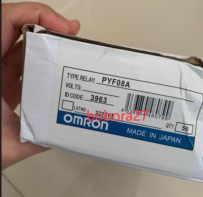 新品★ 200個セット OMRON オムロン 表面接続ソケット PYF08A 【6ヶ月保証】