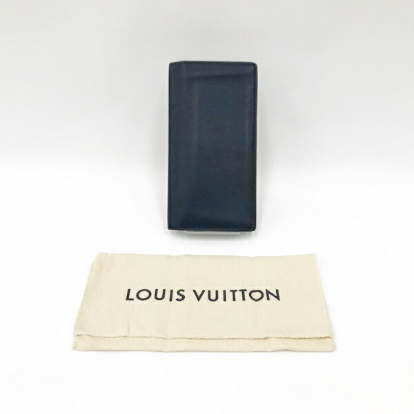 00 LOUIS VUITTON Louis Vuitton Taiga porutofoiyu long porutof leather M33404 navy a little scratch . dirt equipped 