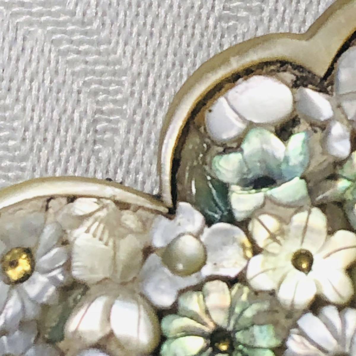 料 美品 芝山細工 芝山象嵌帯留め アンティーク 鼈甲 螺鈿 珊瑚 貝