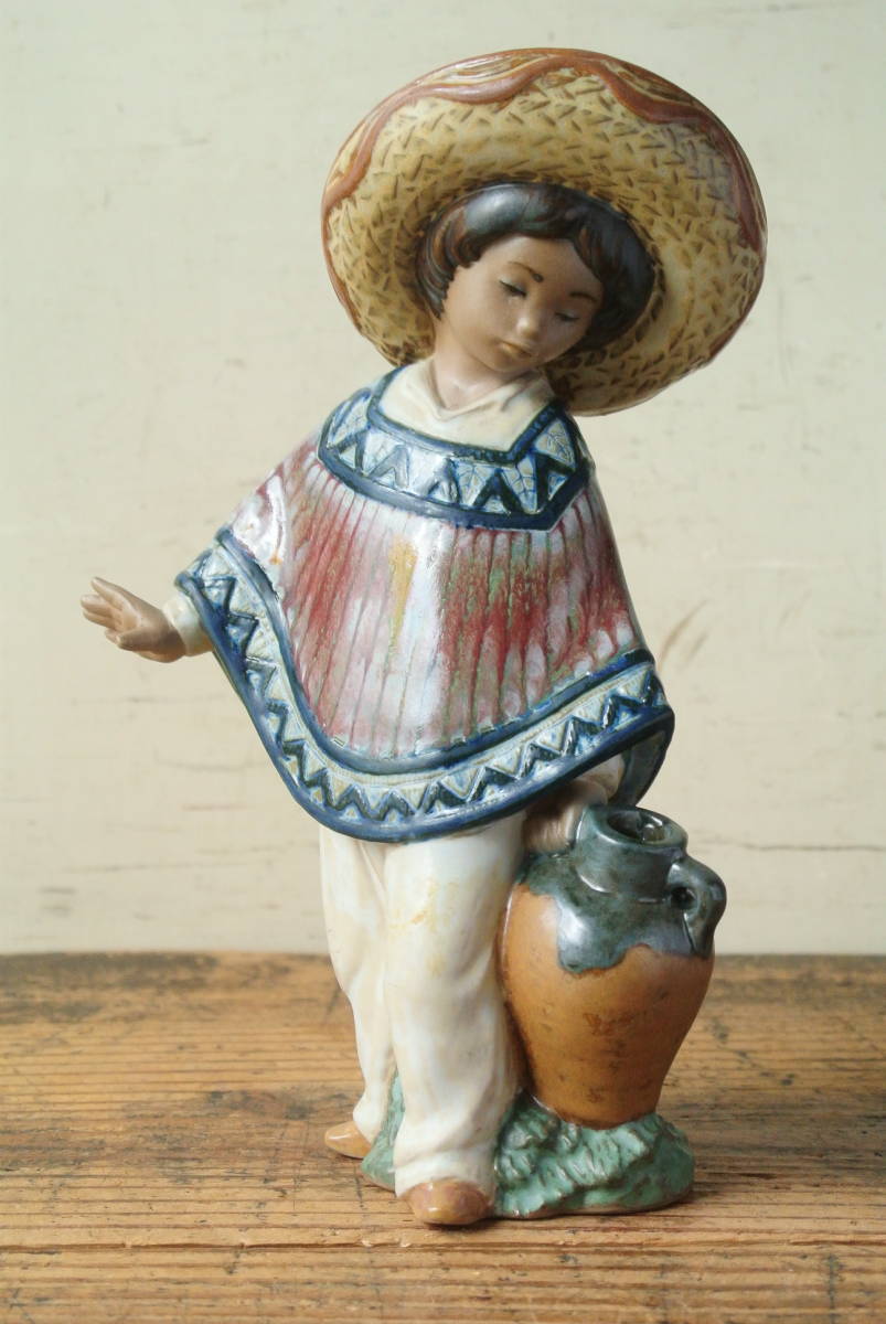 リヤドロ LLADRO 陶器人形 男の子 少年 水汲み 女の子 少女 フィギュ