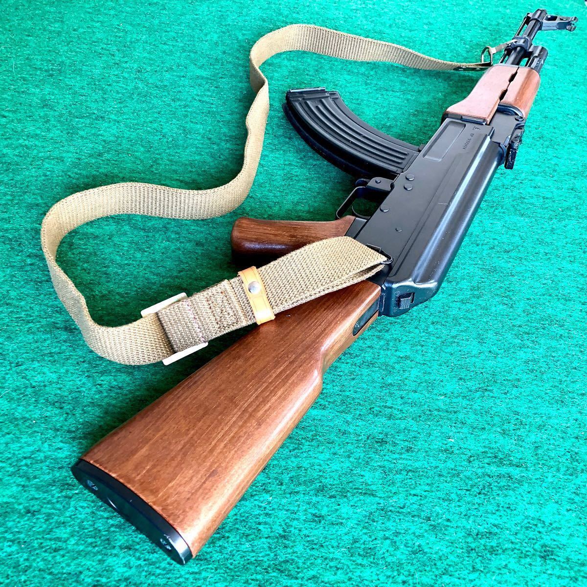 東京マルイ AK47 スタンダード電動ガン ガンケース&スリング付き 東京マルイ AK47 スタンダード電動ガン ガンケース&スリング付き