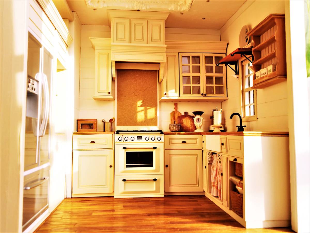 1/6スケール ミニチュア オーブン コンロ 未使用 ○ハンドメイドのキッチンとセットです ○ LED点灯○ 食器戸棚 シンク ドールハウス 