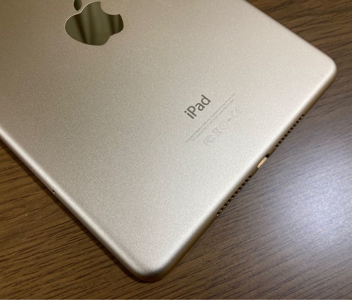 iPad mini4 SIMフリー 16GB iOS14.4  （U44） 本体 Cellular