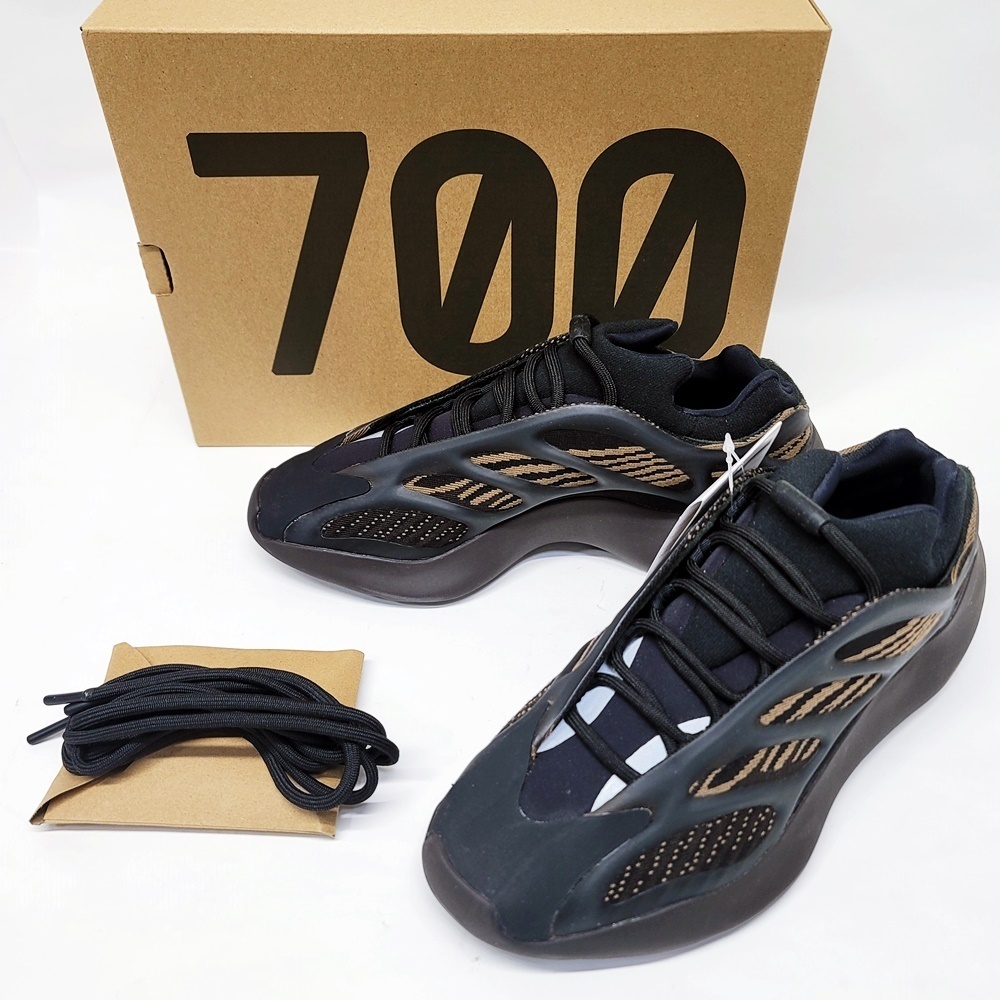 WB211 adidas アディダス YEEZY 700 V3 イージー CLAY BROWN クレイ