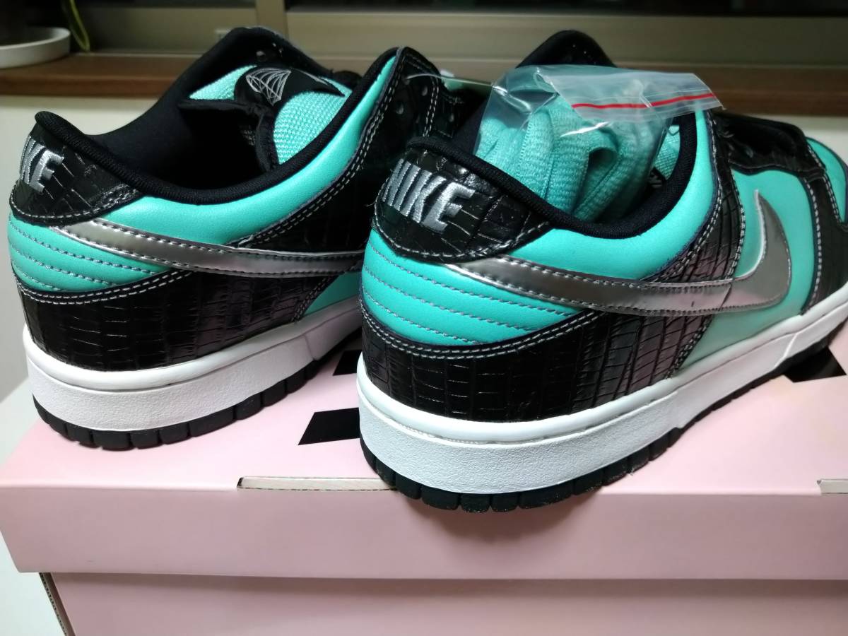 未使用 NIKE DUNK LOW PRO SB ティファニー 28 5cm 正規品証明 未使用 NIKE DUNK LOW PRO SB ティファニー 28 5cm 正規品証明