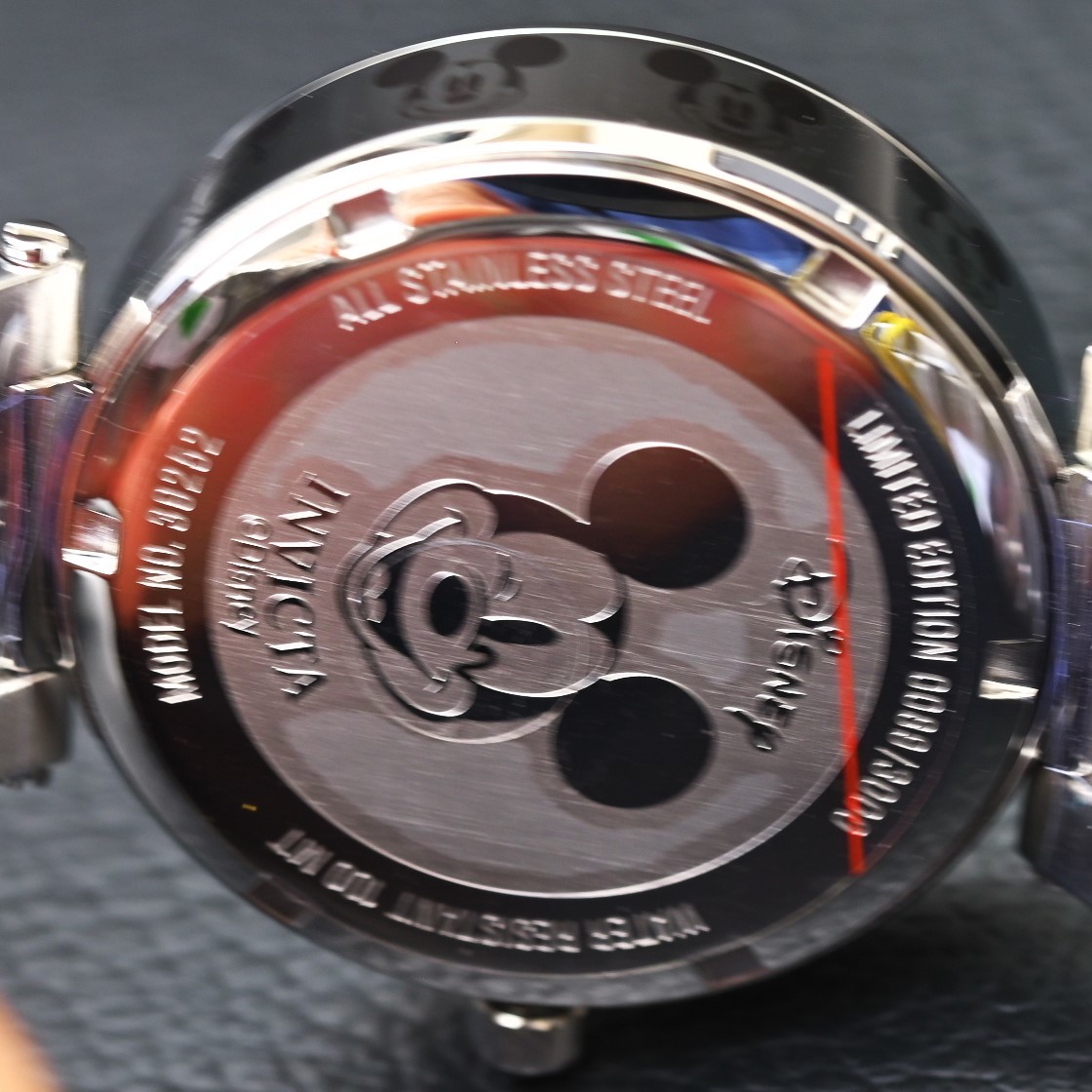 INVICTA インビクタ『Disney Mickey Mouse 39252』★電池式★レディース★100ｍ防水★日本製Mvt★シェルダイアル★世界限定_画像6