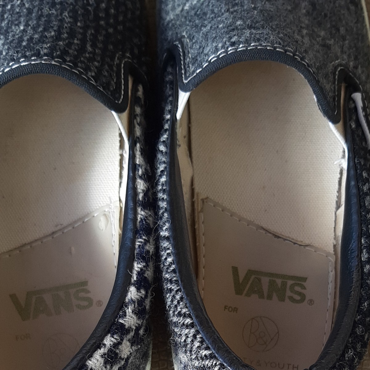 秋冬向け　VANS バンズ スリッポンスニーカー beauty&youth ハリスツイード slip-on 