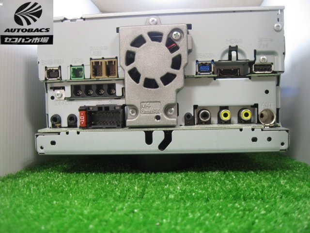 当店一番人気】 カロッツエリア 楽ナビ AVIC-RL09 8インチナビ