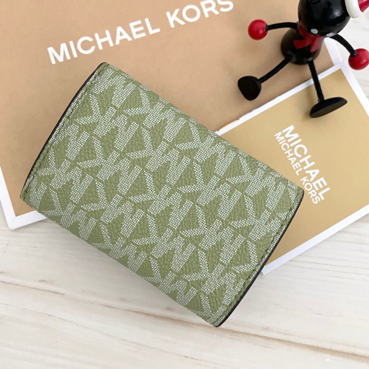 新品 MICHAEL KORS マイケルコース 折り財布 グリーン