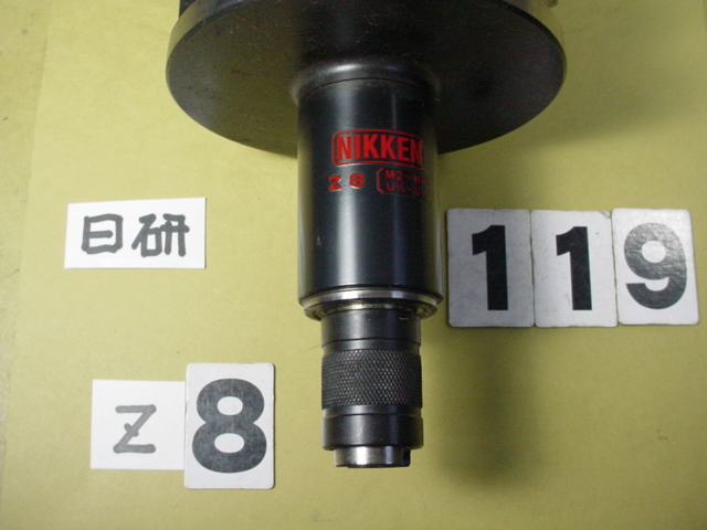 BT50-ZL8-130 日研 自動定寸タイプのタッパー 中古品 M2~M8 BT50-ZL8-130 日研 自動定寸タイプのタッパー 中古品 M2~M8