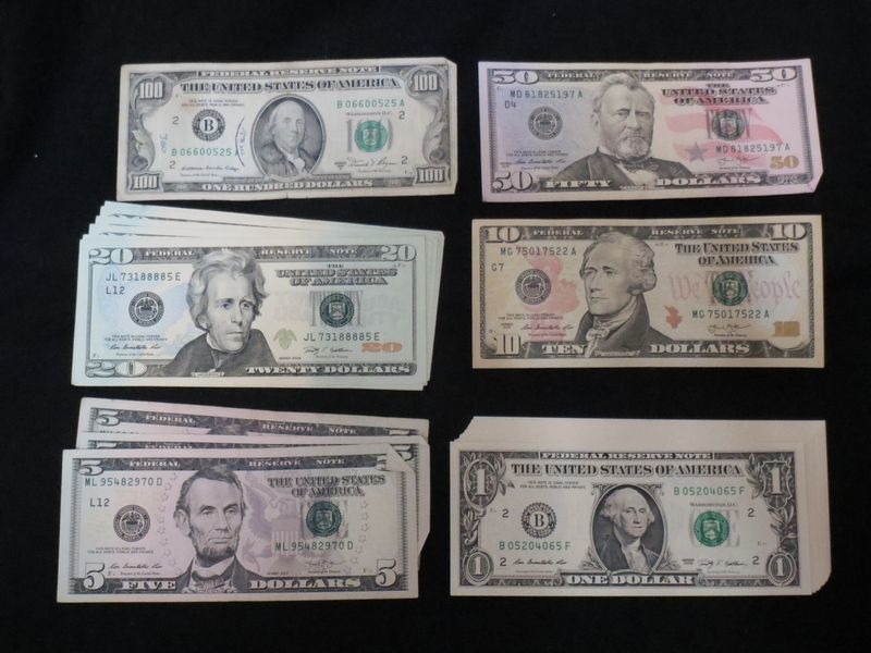 アメリカ紙幣◆330ドル分◆100ドル札◆50ドル札◆20ドル札◆10ドル札◆5ドル札◆1ドル札