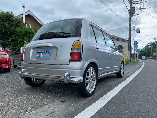 ダイハツ ミラジーノ シルバー 平成11年式 MT5速 タイヤ新品 新品