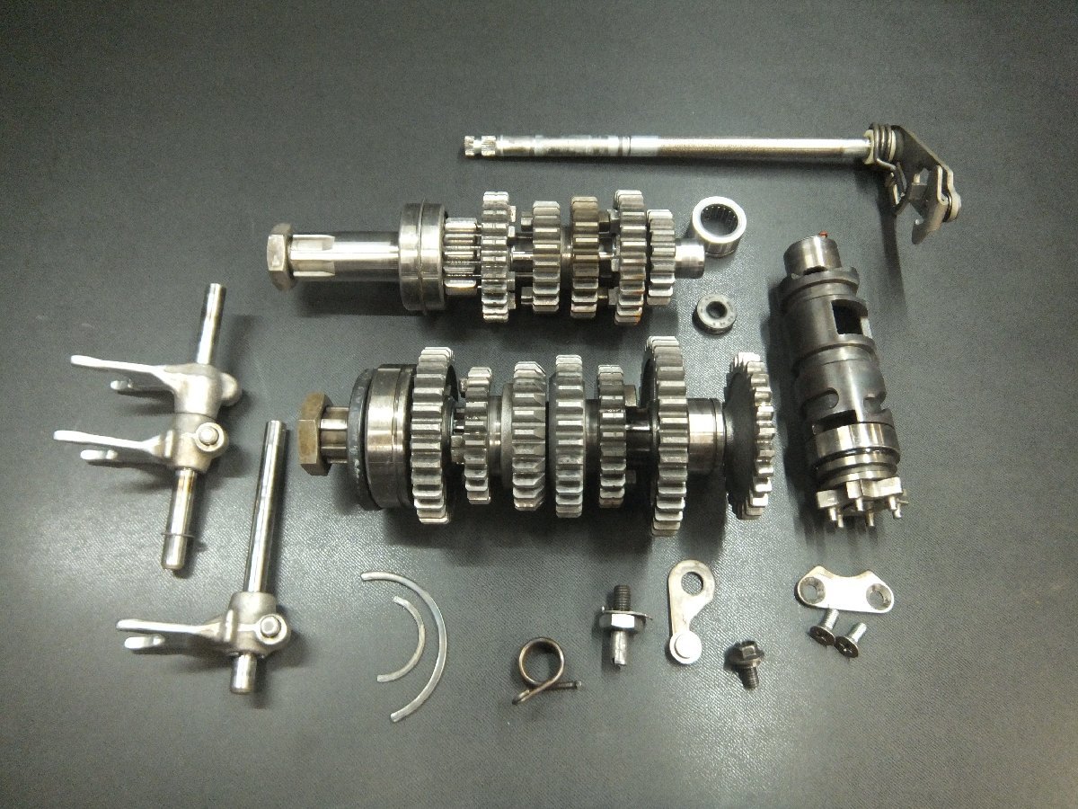 ヤマハ RZ250 実動ミッションSET(腰上350cc 4L3 4U0 4L0 オリジナル外装 実動車より 動画あり 旧車絶版廃番 ヤマハRZ250Rミッション