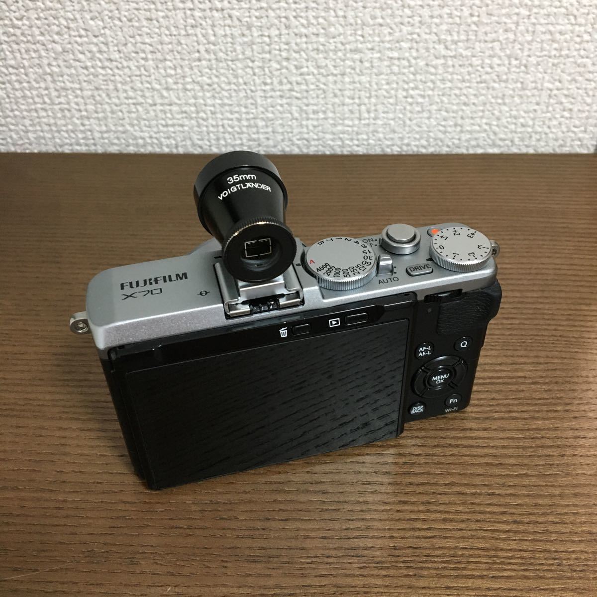 FUJIFILM フジフィルム X70 シルバー|Yahoo!フリマ(旧PayPay FUJIFILM フジフィルム X70 シルバー|Yahoo!フリマ(旧PayPay