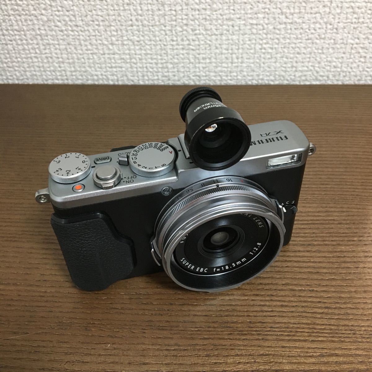 FUJIFILM フジフィルム X70 シルバー|Yahoo!フリマ(旧PayPay FUJIFILM フジフィルム X70 シルバー|Yahoo!フリマ(旧PayPay
