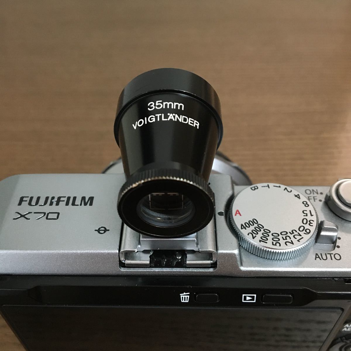 FUJIFILM フジフィルム X70 シルバー|Yahoo!フリマ(旧PayPay FUJIFILM フジフィルム X70 シルバー|Yahoo!フリマ(旧PayPay