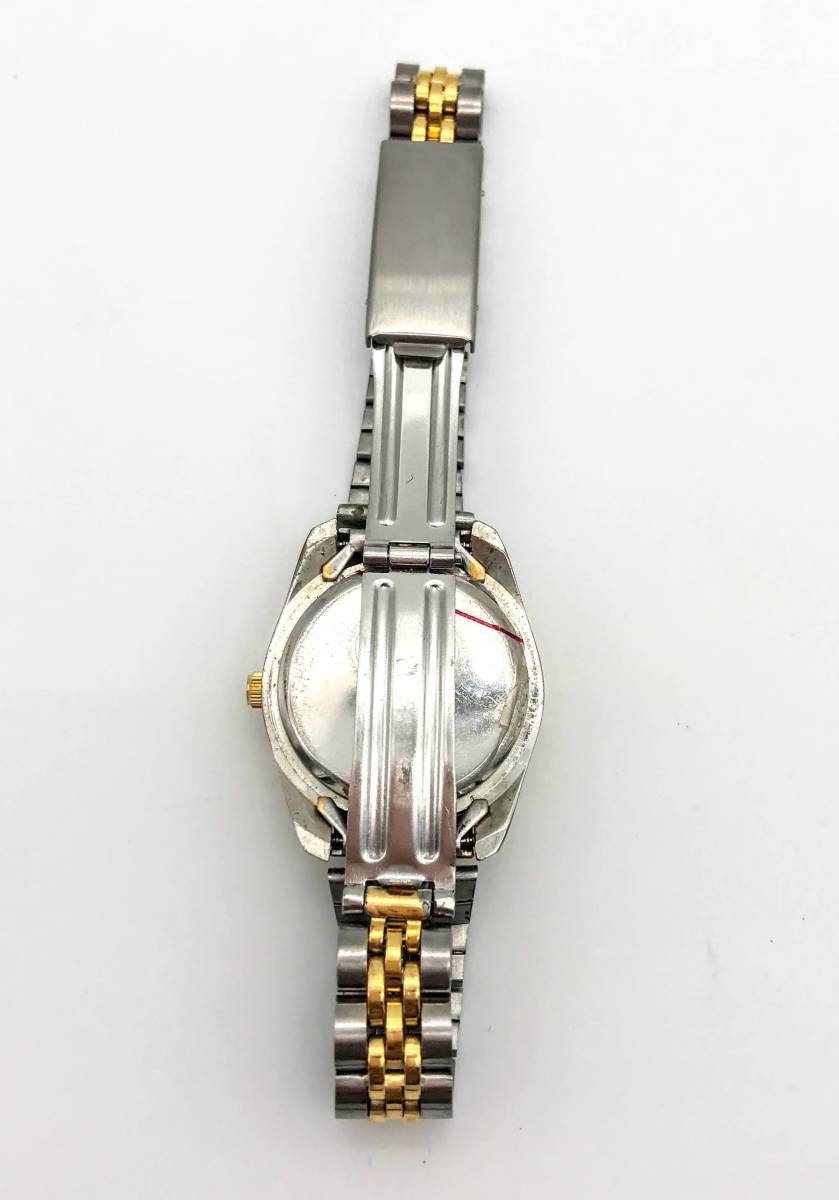 や[HY143]　1円スタート！　BETTY BOOP　ベティブープ　シルバー×ゴールドカラー　レディース　腕時計　稼働　中古品　コンパクトサイズ