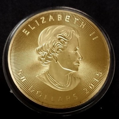 カナダ　エリザベス女王　メイプルリーフ　記念コイン　50ドル　金鍍金　ゴールドメダル