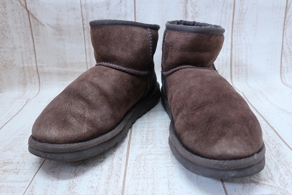 5-1464/UGG 5854 クラシックミニ ショートムートンブーツ アグ 23.0cm_画像1