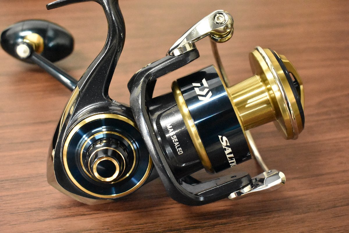 2021新発2021新発ダイワ(DAIWA) スピニングリール 20 ソルティガ 8000