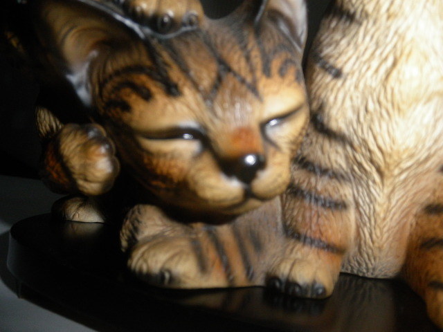値下げ　レア　イタリア製　猫の3兄弟　ベンガルキャット？　陶器　H277A79 ドマン　可愛い猫　癒猫　インテリア　雑貨　ビンテージ　置物_画像3