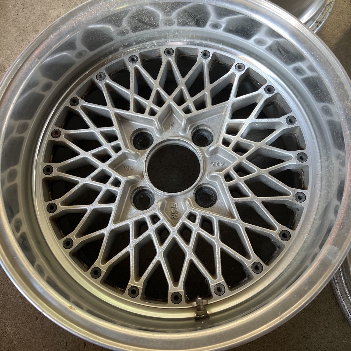 SSR メッシュ 15インチ(4穴) | bergosafety.com.br