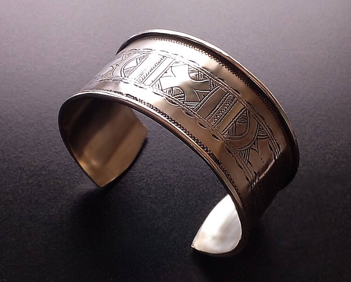 ◇極上美品!!◇TUAREG SILVER トゥアレグ族 バングル ブレスレット