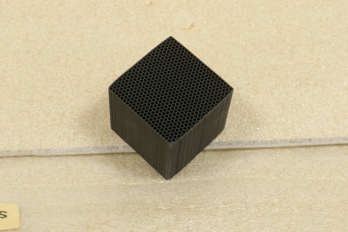  unused CHIKUNO CUBE Brown bamboo charcoal air cleaning deodorization 