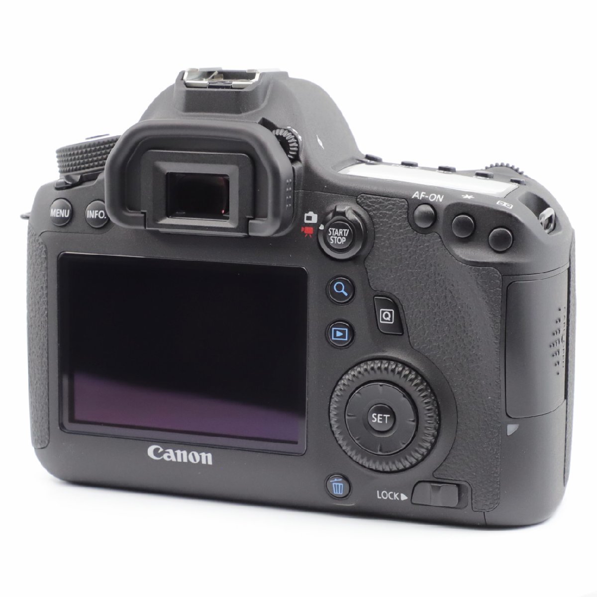 ほぼ新品>Canon デジタル一眼レフカメラ EOS 6Dボディ ほぼ新品>Canon デジタル一眼レフカメラ EOS 6Dボディ