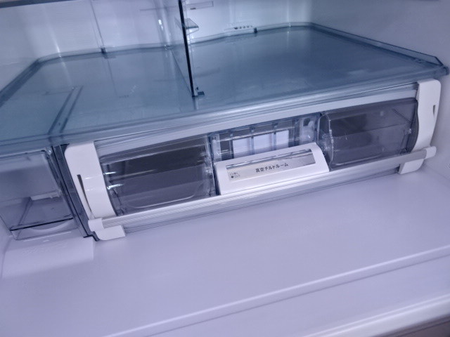 美品 日立 HITACHI ガラストップ 2019年 6ドア冷蔵庫 555L R 美品 日立 HITACHI ガラストップ 2019年 6ドア冷蔵庫 555L R