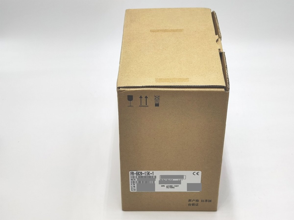 箱少しよごれあり 2019年製 新品 三菱 インバータ FR-E820-1.5K-1