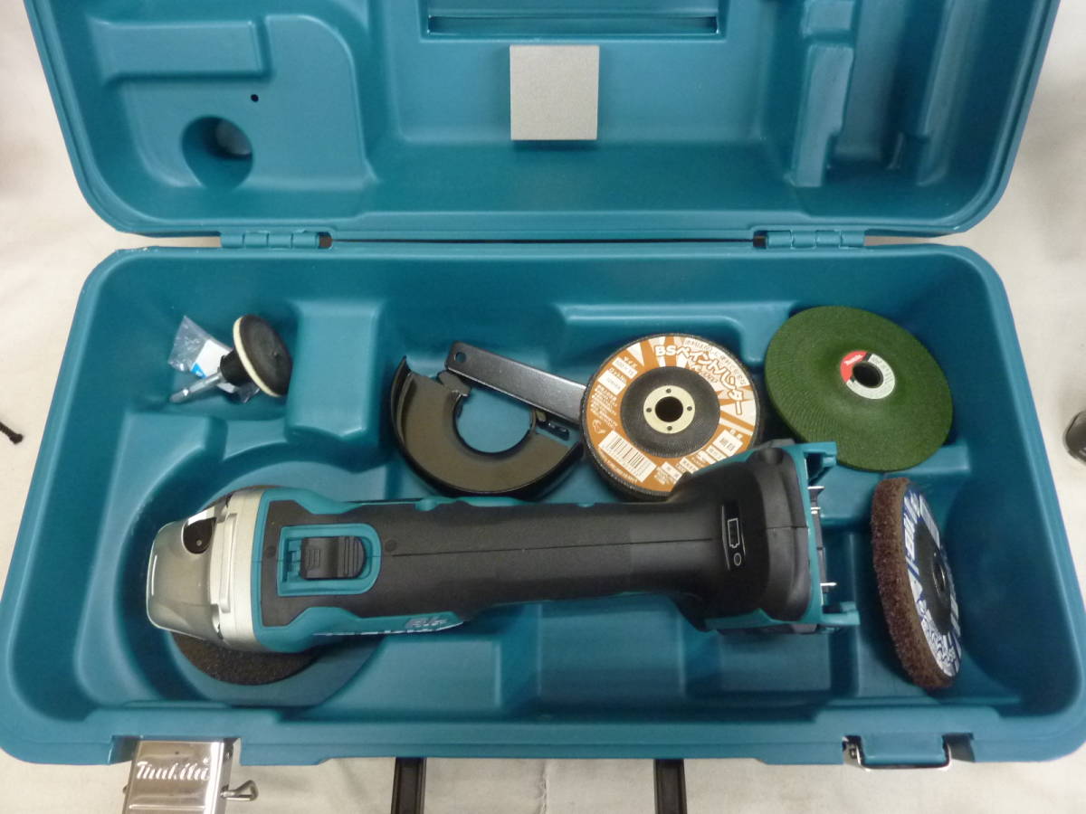 ☆超美品 makita マキタ GA404DN ディスクグラインダー 100mm 18V 研磨
