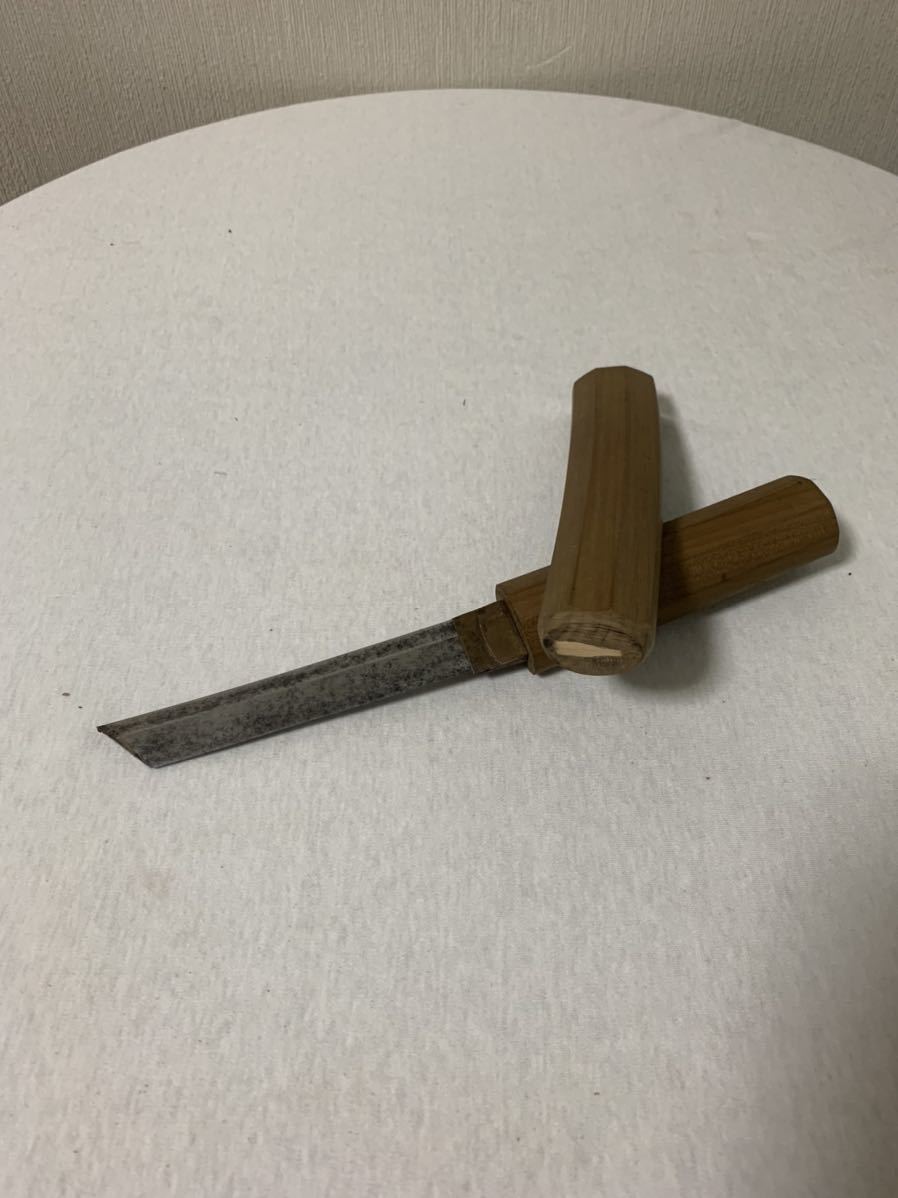 短刀 残欠短刀 合法品 日本刀 江戸時代 刃長さ14.5cm 全長33cm 短刀 残欠短刀 合法品 日本刀 江戸時代 刃長さ14.5cm 全長33cm