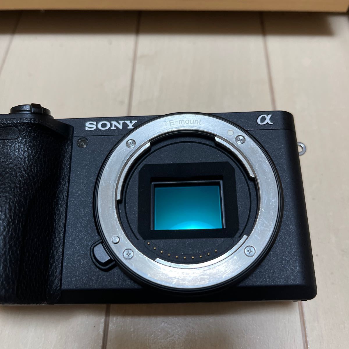 ソニー SONY α6500 レンズキット SEL1855 SEL16F28 バッテリー3個 カメラケージ