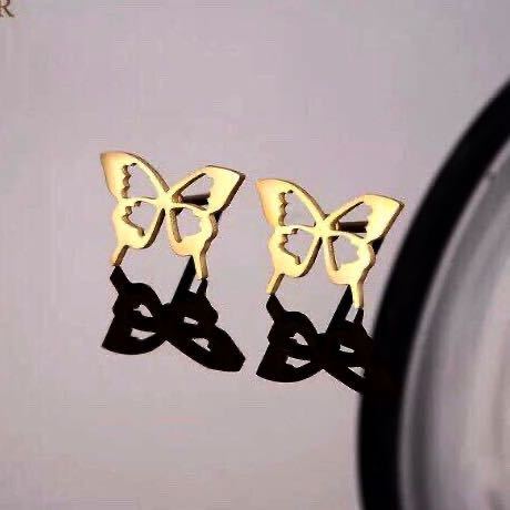  new goods made of stainless steel butterfly earrings Gold butterfly butterfly . gold . allergy age is simple present pretty small pra free shipping 