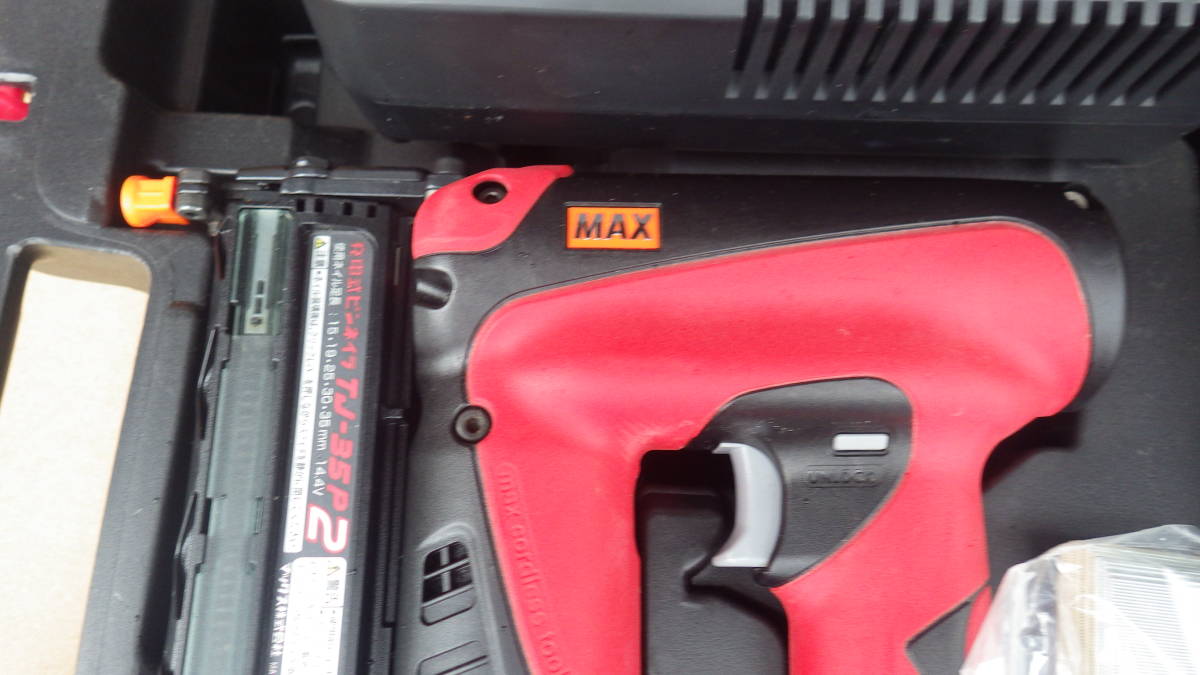MAX TJ-35P2 充電式ピンネイラ 仕上げ釘 MAX TJ-35P2 充電式ピンネイラ 仕上げ釘