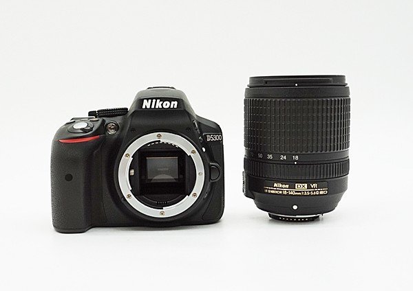 ◇【Nikon ニコン】D5300 18-140 VR レンズキット デジタル一眼カメラ