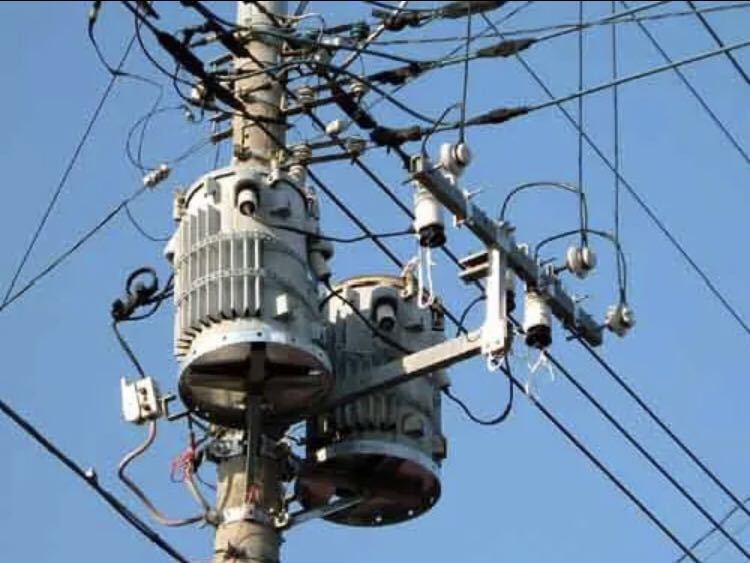 電磁波測定器TF2 高圧線 iPhone wifi 基地局 電柱 盗聴器発見 電磁波測定器TF2 高圧線 iPhone wifi 基地局 電柱 盗聴器発見